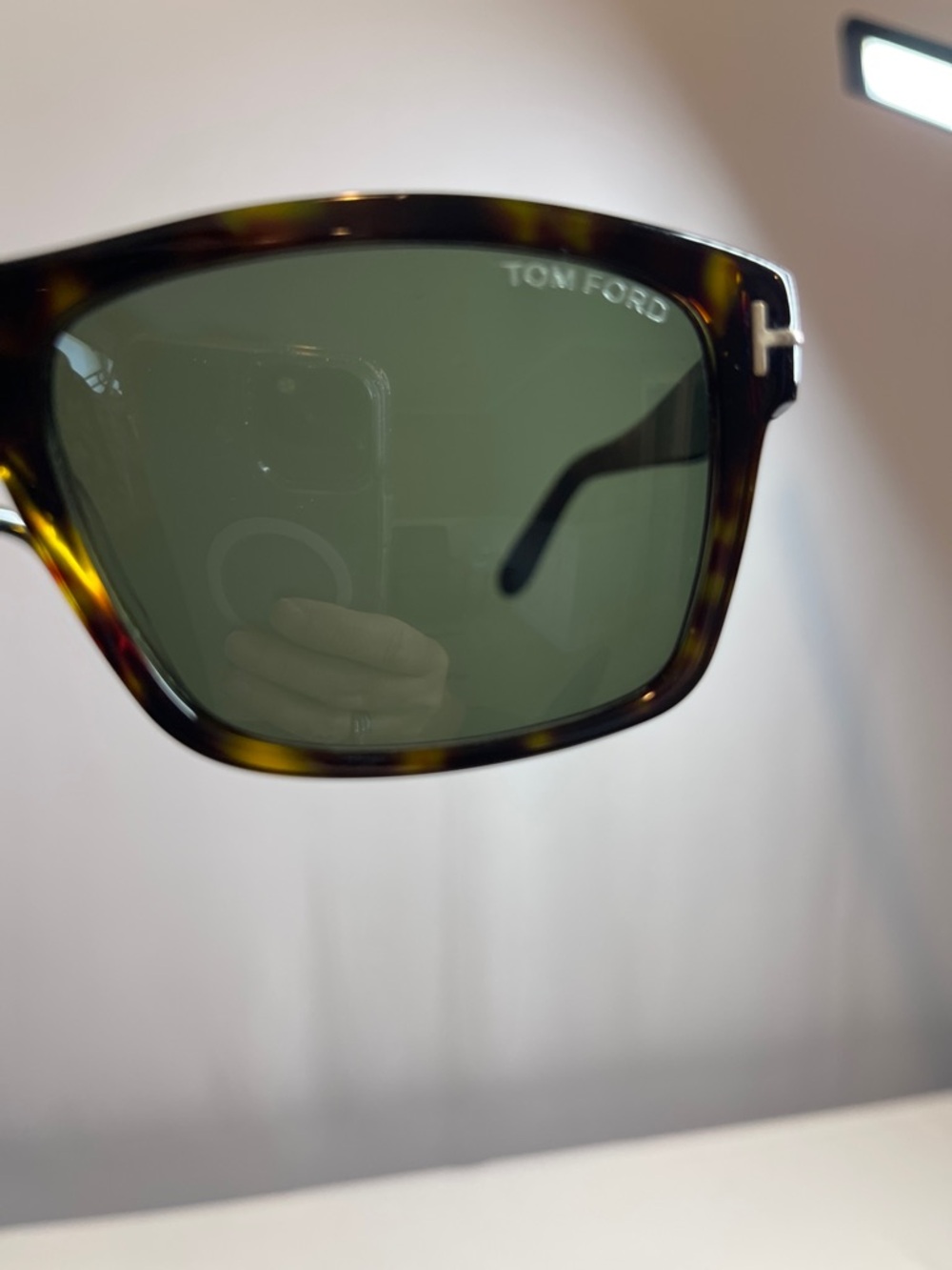 Tom Ford 58-18-135 Augusts Tortoiseshell Frame Sunglasses with Green Lenses - Picture 6 of 11